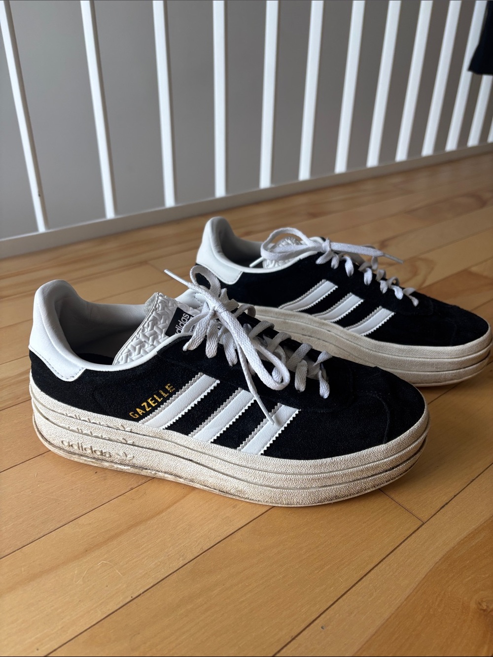 Adidas Gazelle Bold Sneakers women’s 7